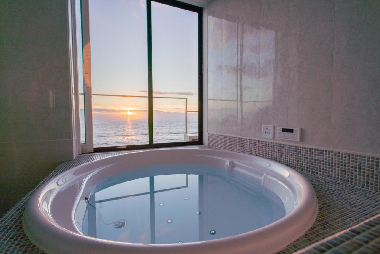 פוקואי Sunset & Villa Spa Resort מראה חיצוני תמונה